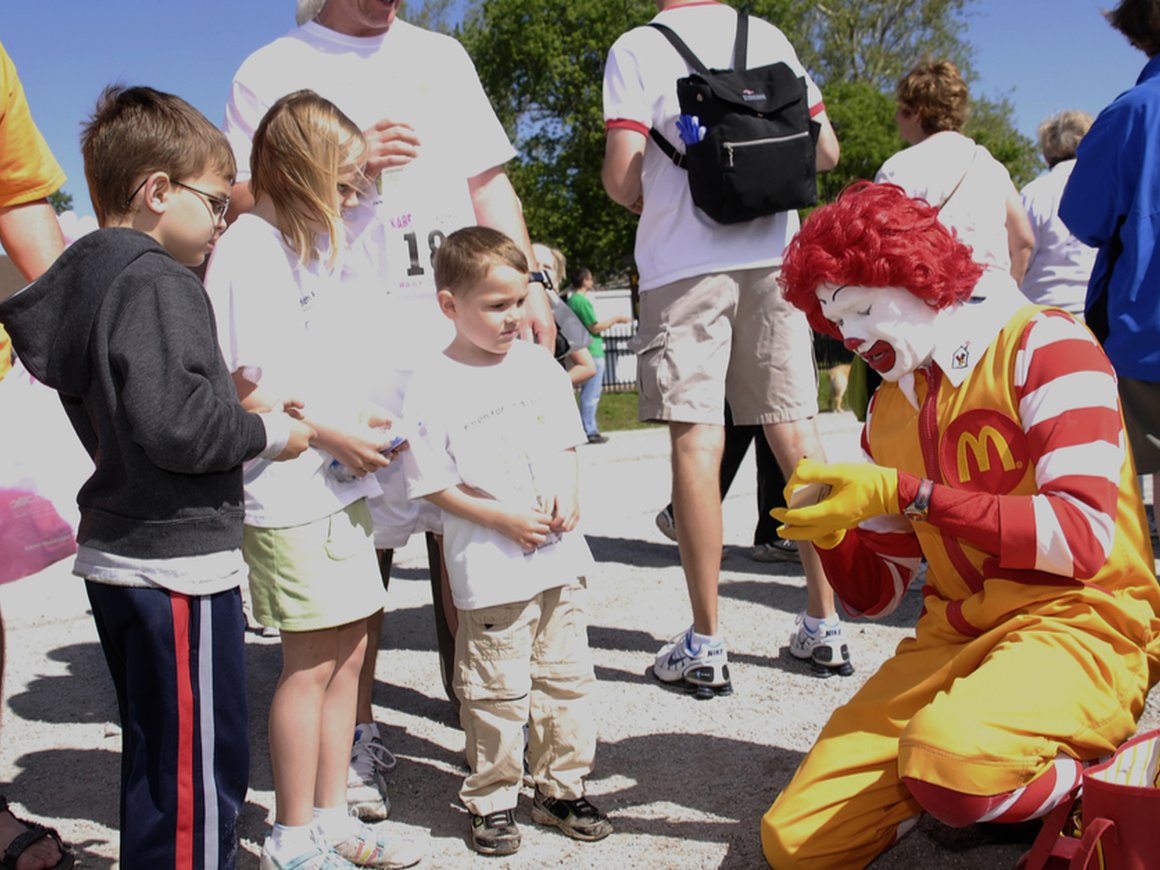 Фонд «Дом Роналда Макдоналда» сменит название на «Семья вместе»