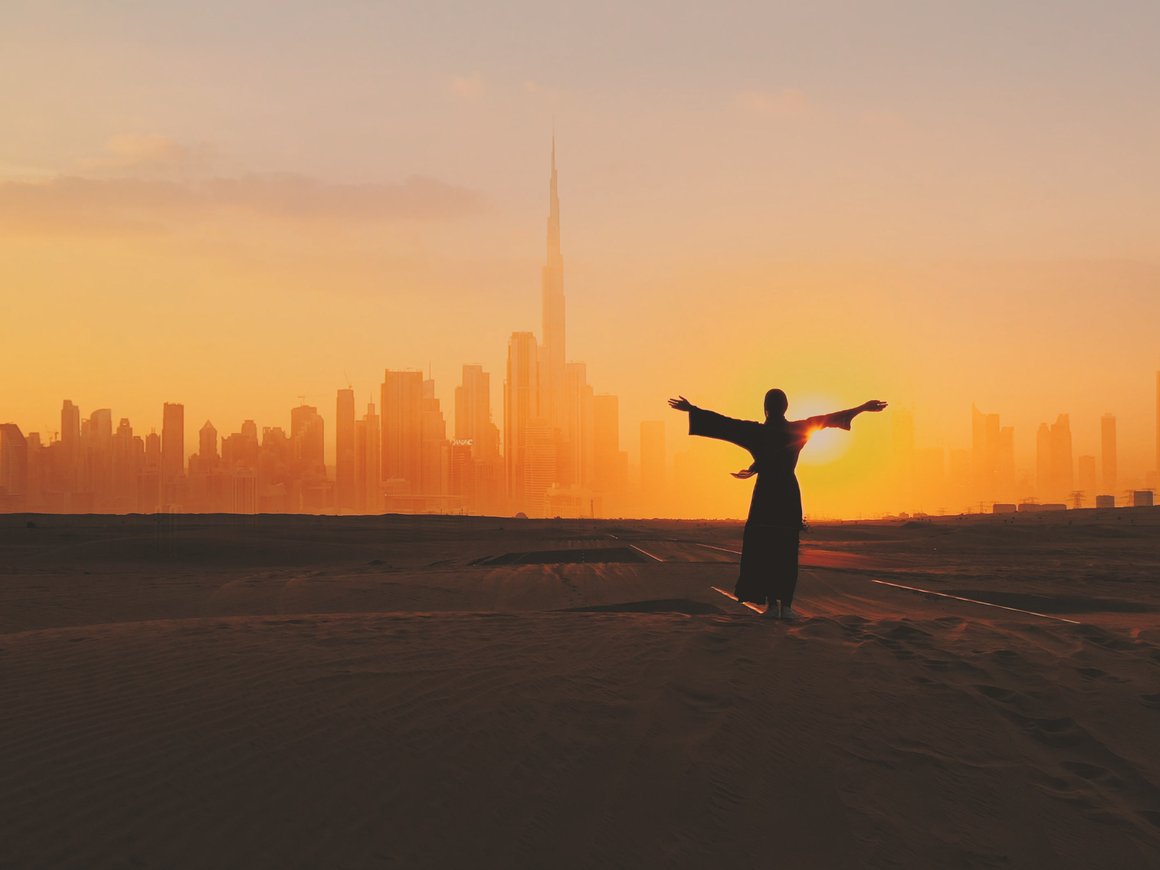 Крупные банки ОАЭ ограничили расчеты с российскими клиентами