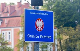 Польша закрывает границу для грузовиков с российскими и белорусскими номерами с 1 июня