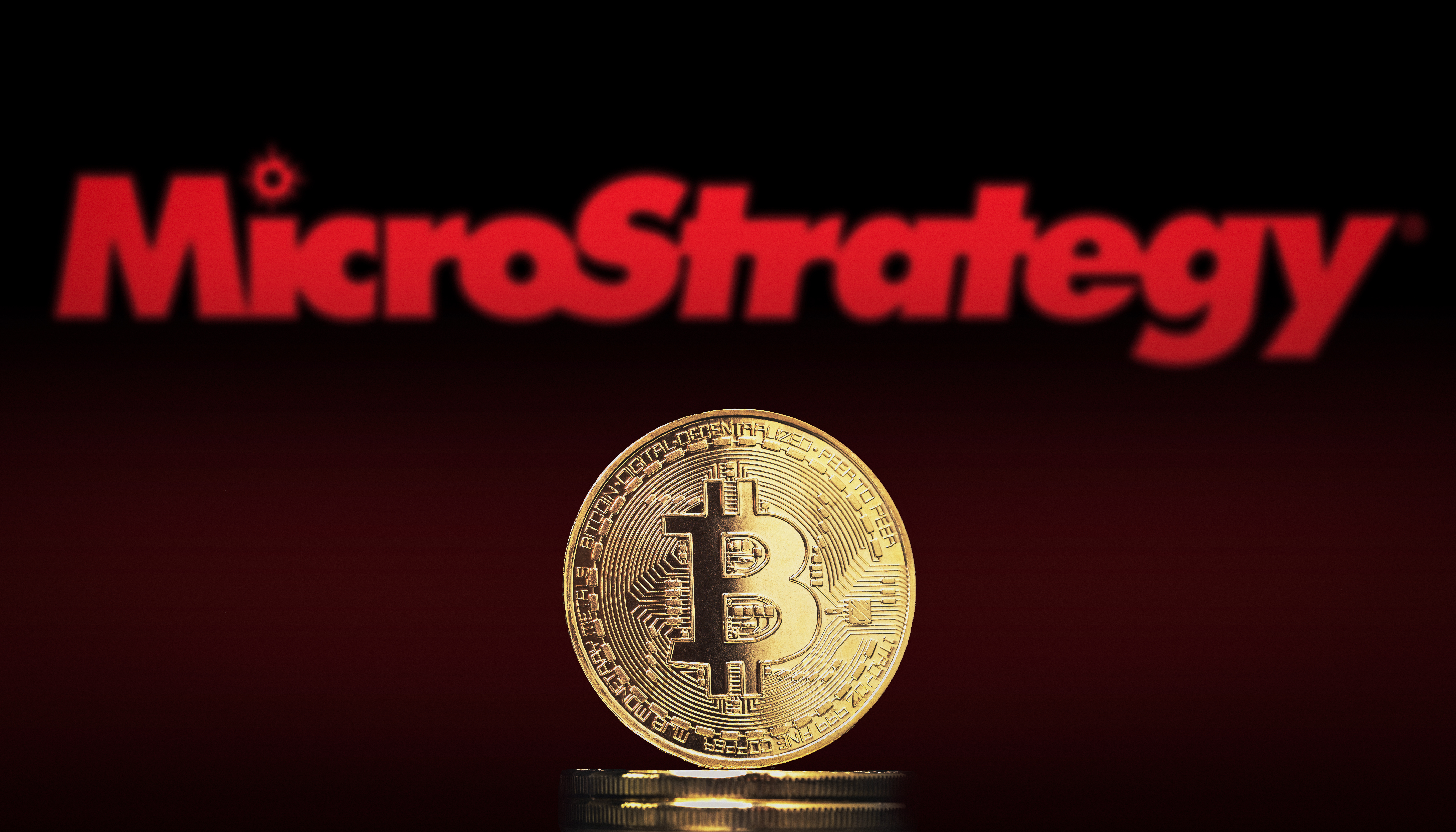 Акции MicroStrategy взлетели на 674% благодаря инвестициям в биткоин