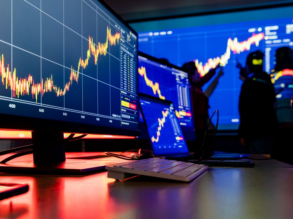 «И не запрещено, и не разрешено»: в Минфине разъяснили положение криптобирж в России