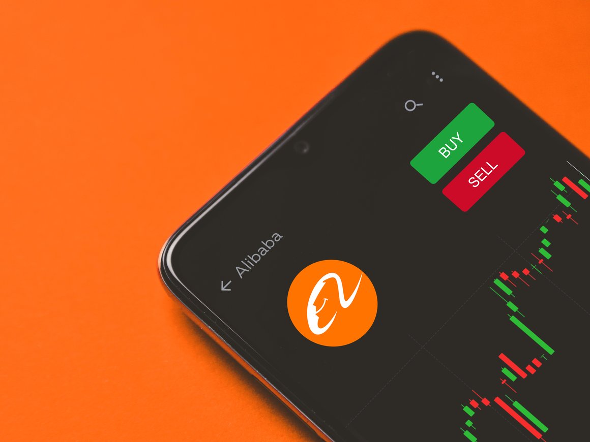 SoftBank продаст почти всю долю в капитале Alibaba Group