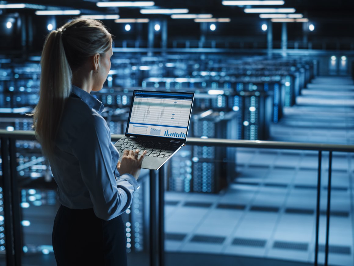 Пакет мер по возращению уехавших из РФ IT-специалистов, VK инвестирует в студии видеоигр: главное 11 января