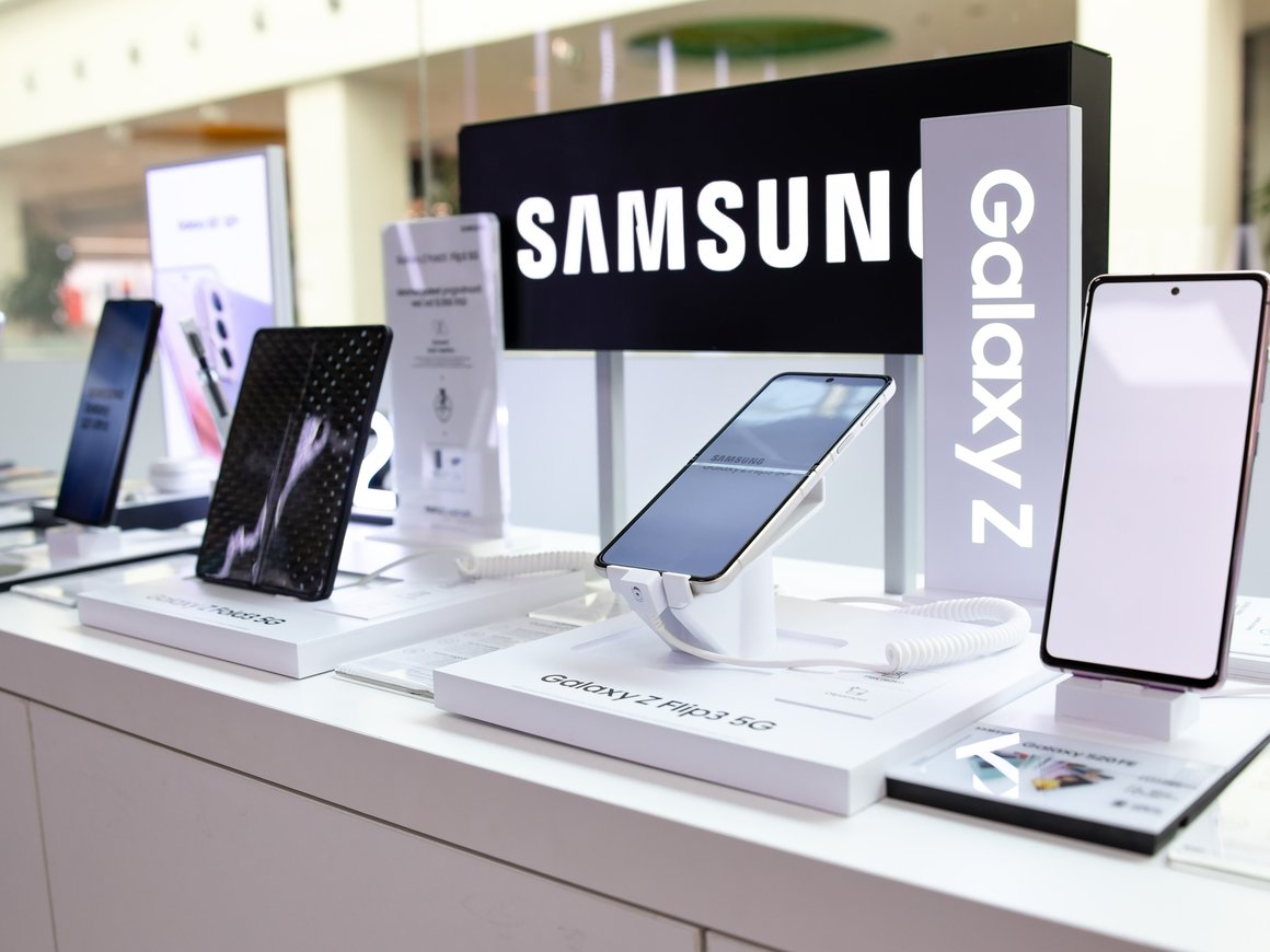 Роспатент аннулировал патент Sqwin, из-за которого чуть не запретили продажу смартфонов Samsung