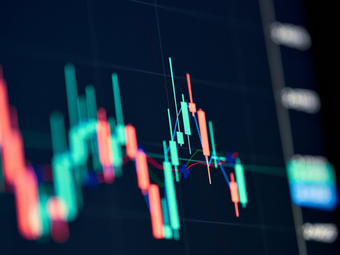 Индекс Nasdaq 100 достиг исторического максимума на фоне данных о возможном снижении ставки ФРС США