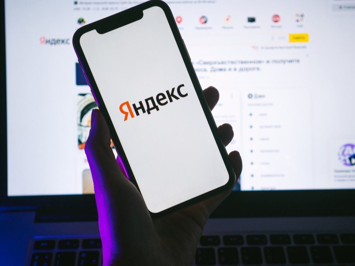 Сервисы «Яндекса» по оказанию услуг обязали делиться данными пользователей с властями