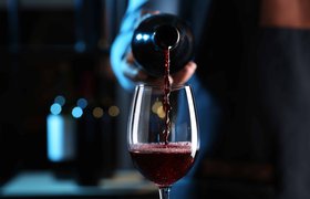 В ФТС назвали «запретительной» возможную пошлину на вина из стран НАТО