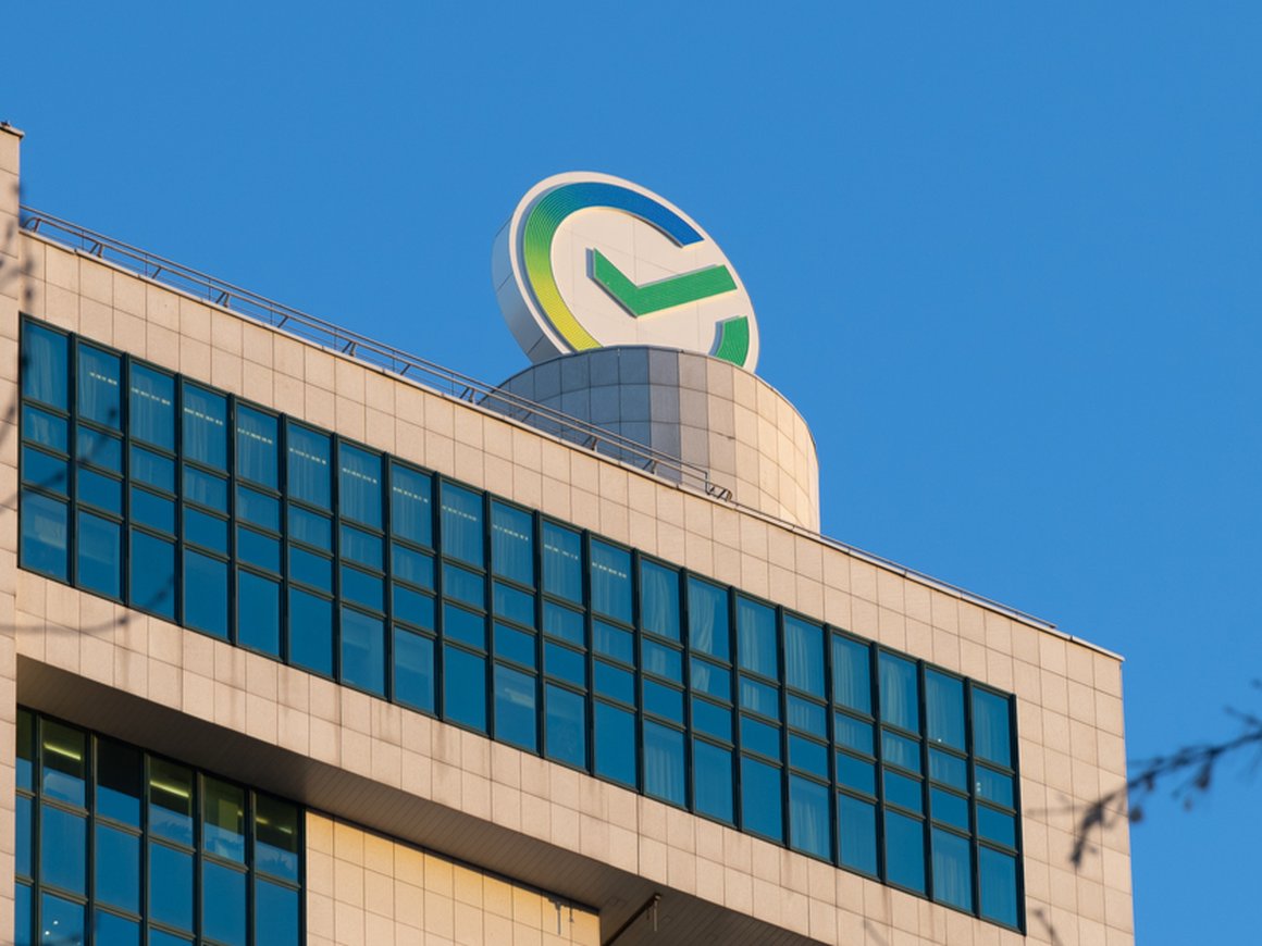 Сбербанку разрешили работать с цифровыми валютами