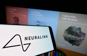 Neuralink показала, как пациент с имплантом в мозге играет в шахматы «силой мысли»