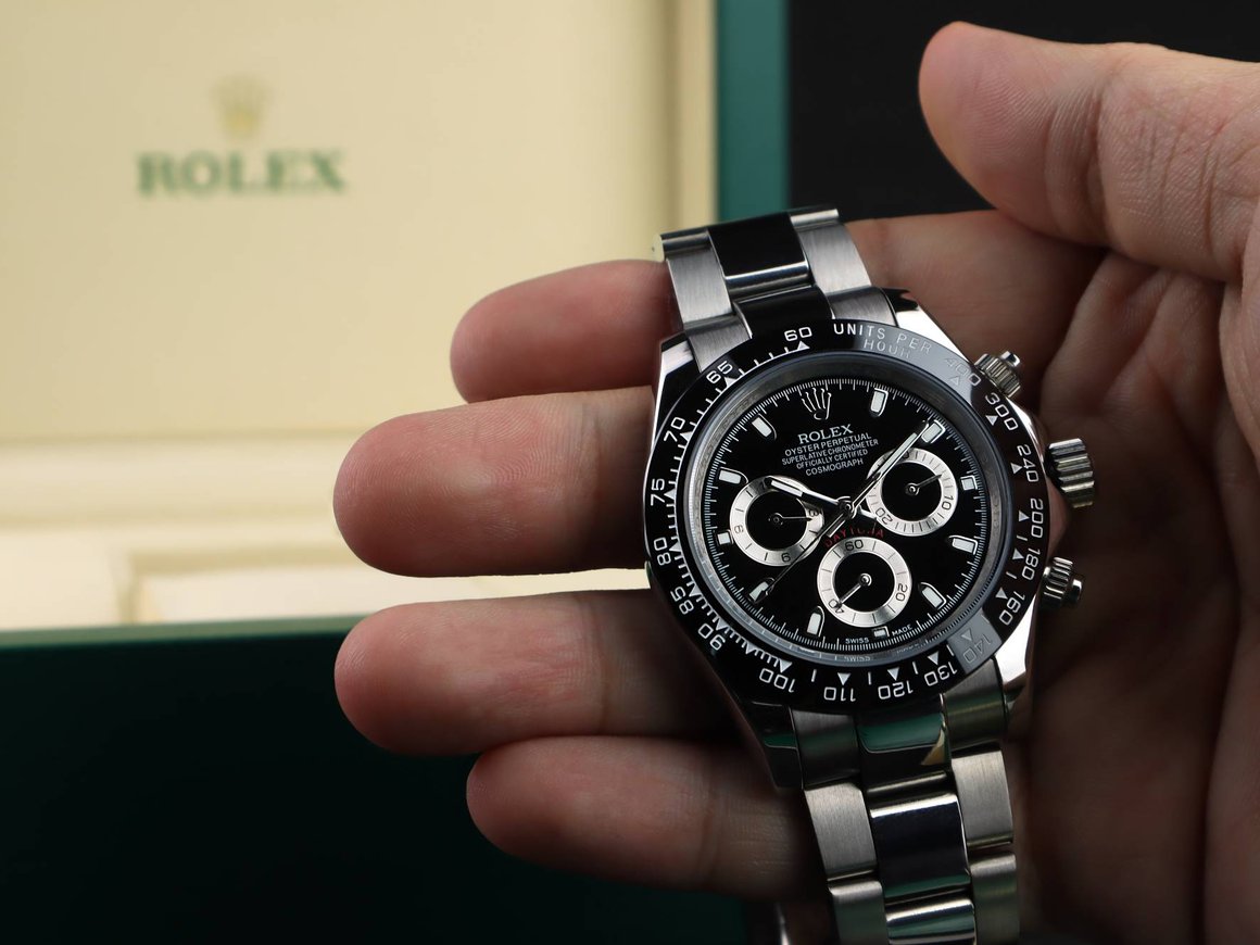 Швейцарский Rolex подал заявку в Роспатент на бренд Chromalight