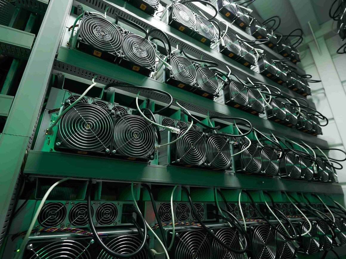 Госдума в первом чтении одобрила законопроект о регулировании майнинга криптовалют