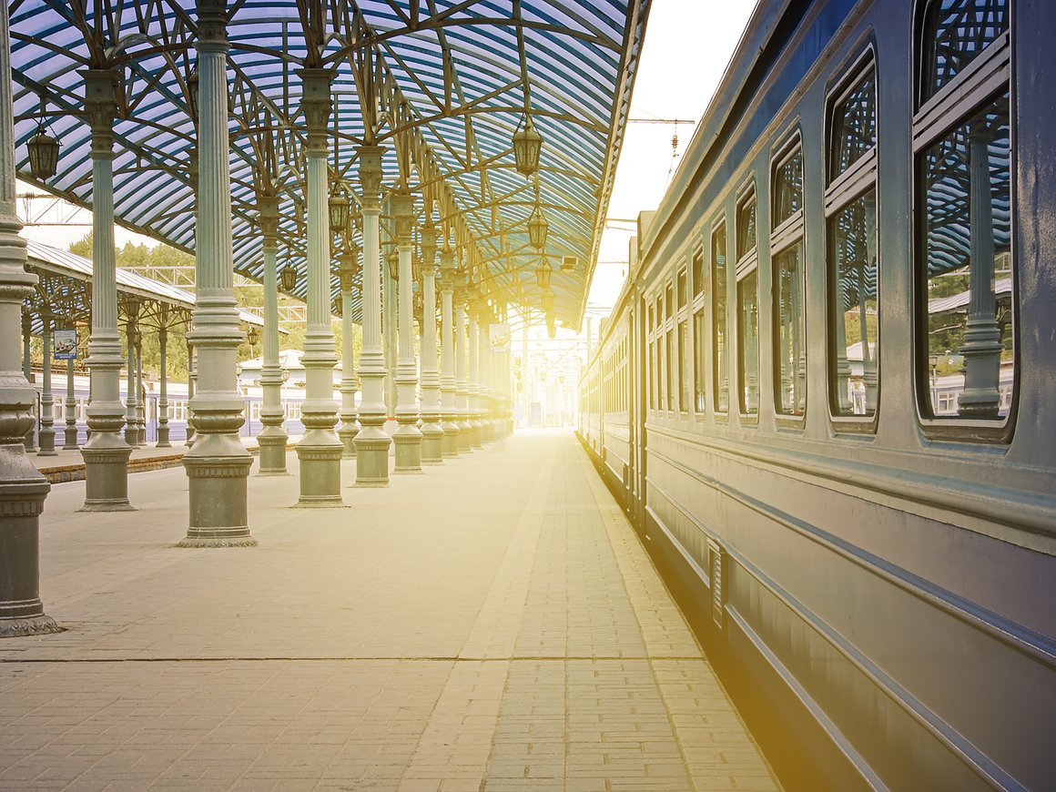 РЖД протестирует теплые скамейки на железнодорожных станциях