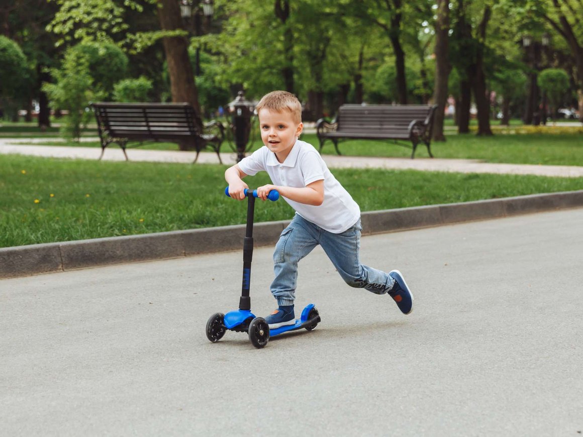 Дресс-код, штрафы и вопросы о детях — что еще отпугивает «зумеров» от трудоустройства