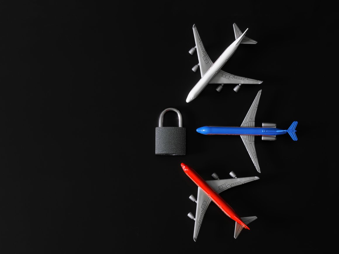 Ужесточение антироссийских санкций, регулятор криптовалют в РФ, ответственность за инвестсоветы: главное 15 мая