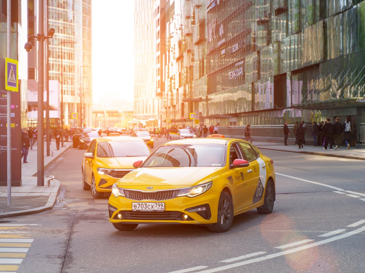 «Яндекс Go» внедрил функцию «массового развоза» сотрудников для бизнеса