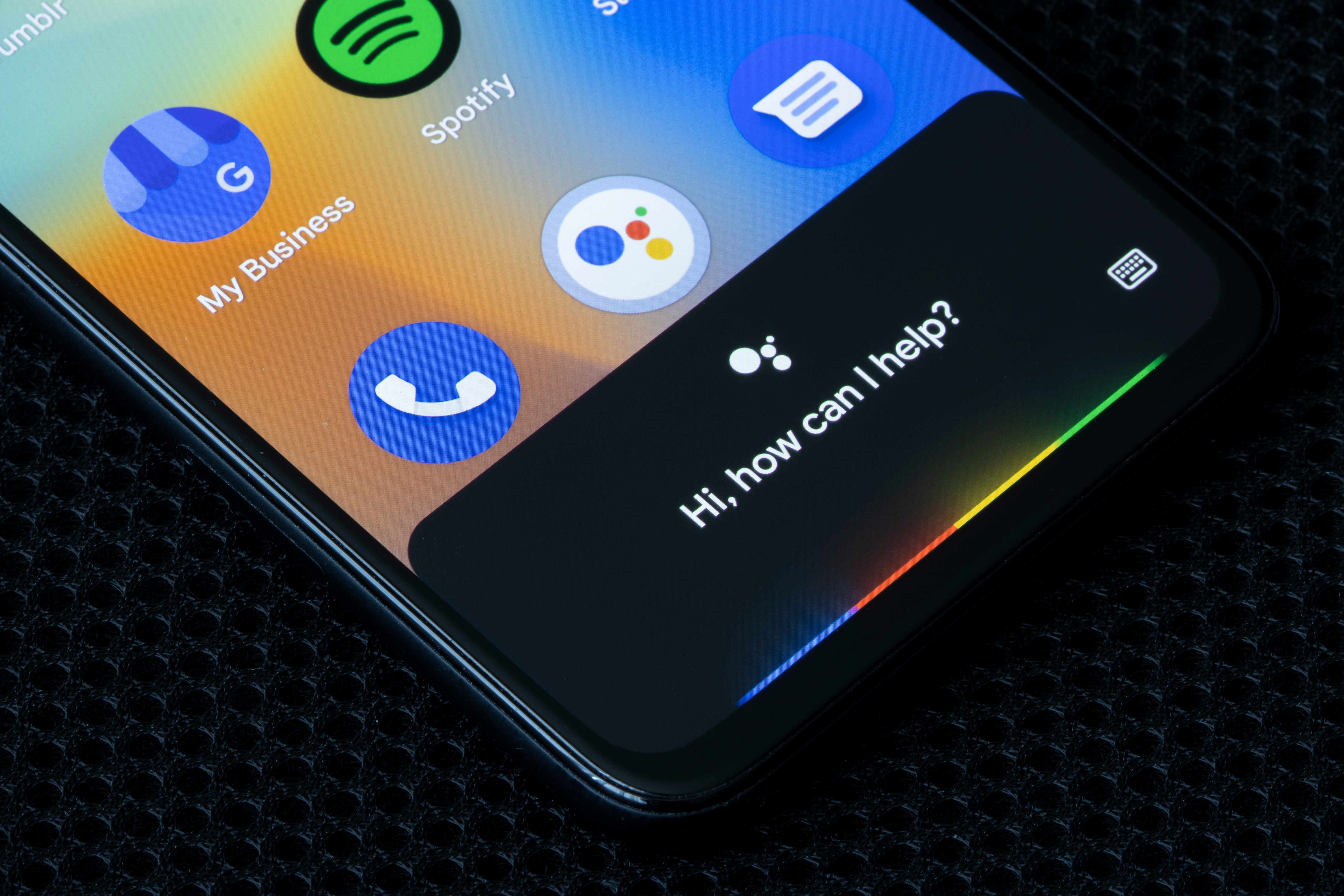 Google начала работу над ИИ-помощником для смартфонов Pixel на базе Gemini