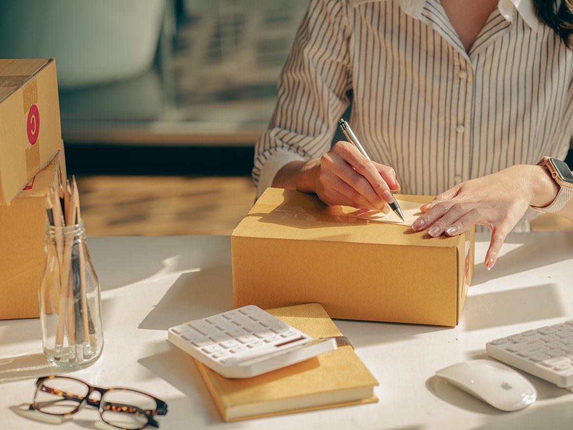 Подготовка к продажам на Ozon и Wildberries: какие категории взлетят этой зимой