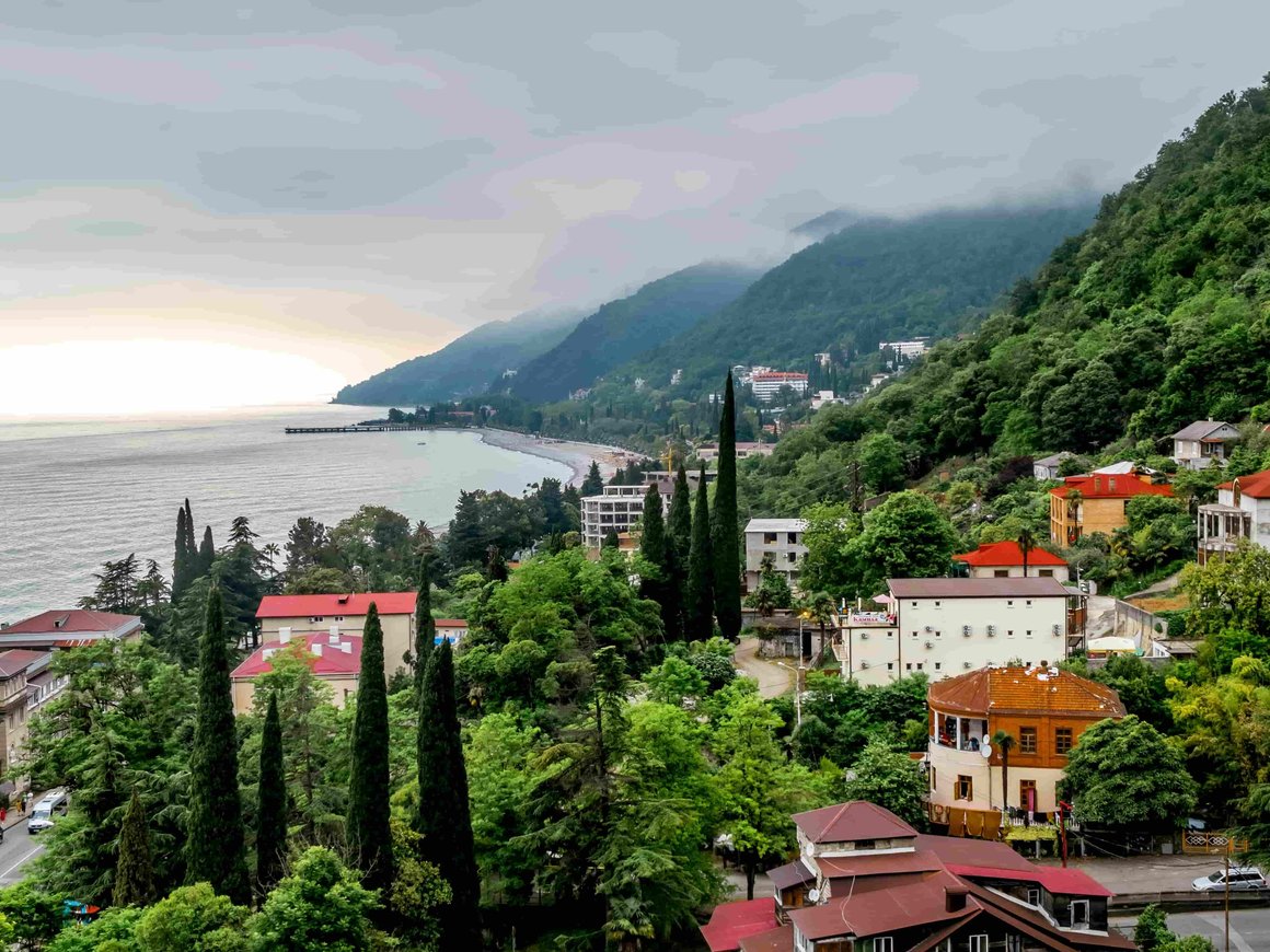 Россия и Абхазия подписали соглашение об избежании двойного налогообложения