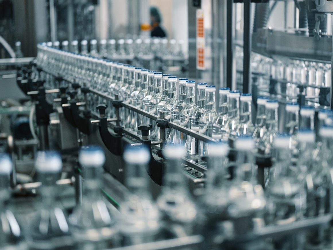 Минимальная стоимость водки в России может превысить 300 рублей