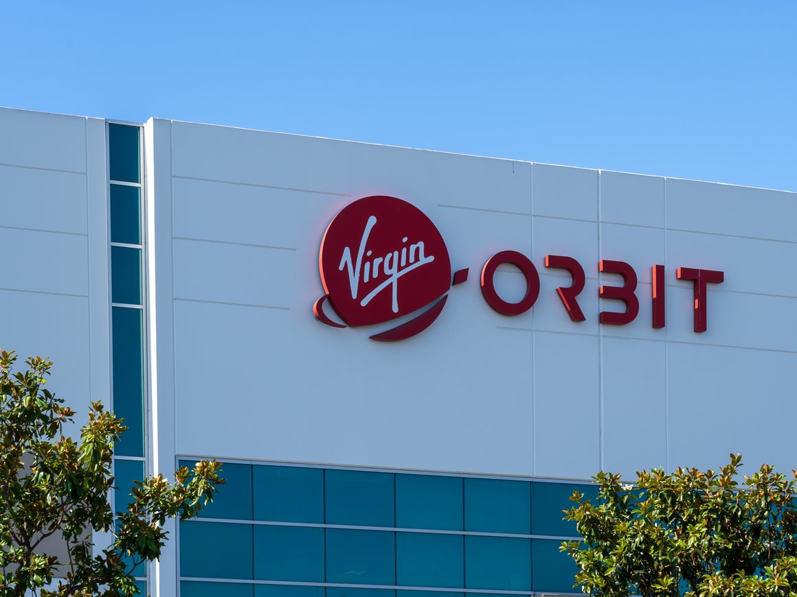 Аэрокосмическая компания Virgin Orbit Ричарда Брэнсона подала заявление о банкротстве