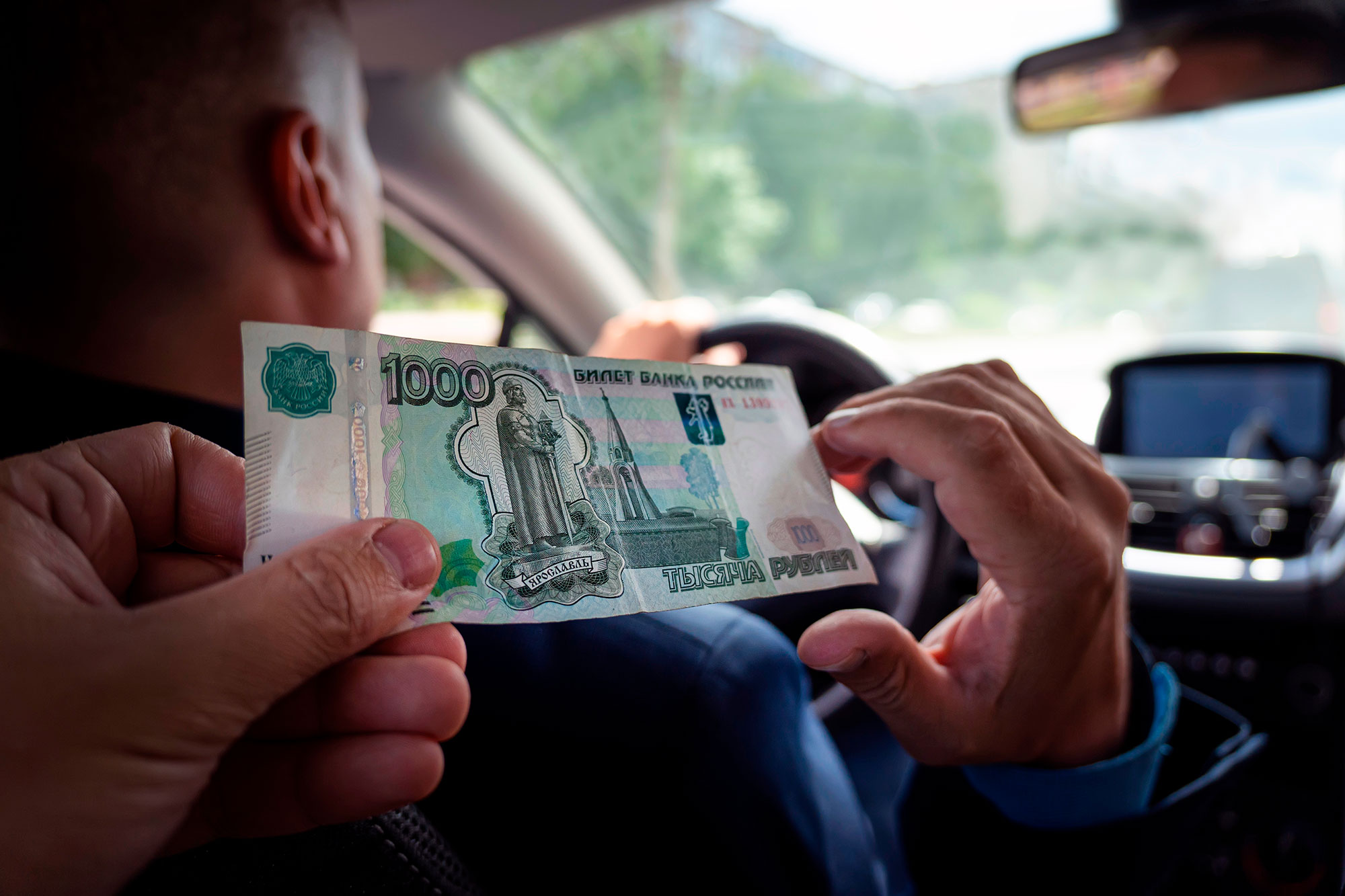 Wildberries узнал, почему покупатели оставляют чаевые курьерам и сотрудникам ПВЗ