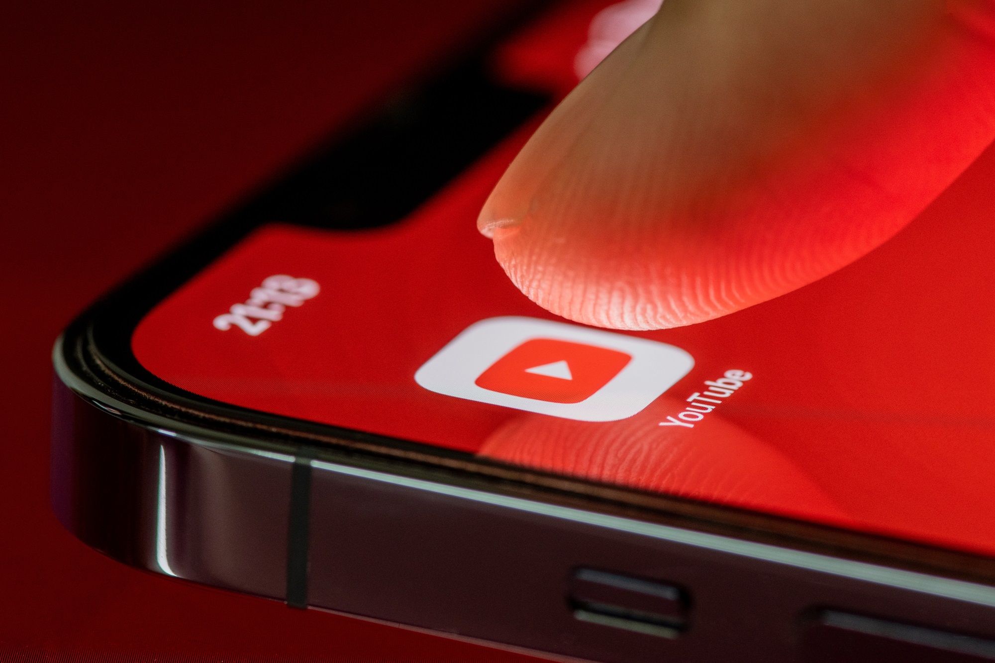 Роскомнадзор увидел основания принять меры против YouTube