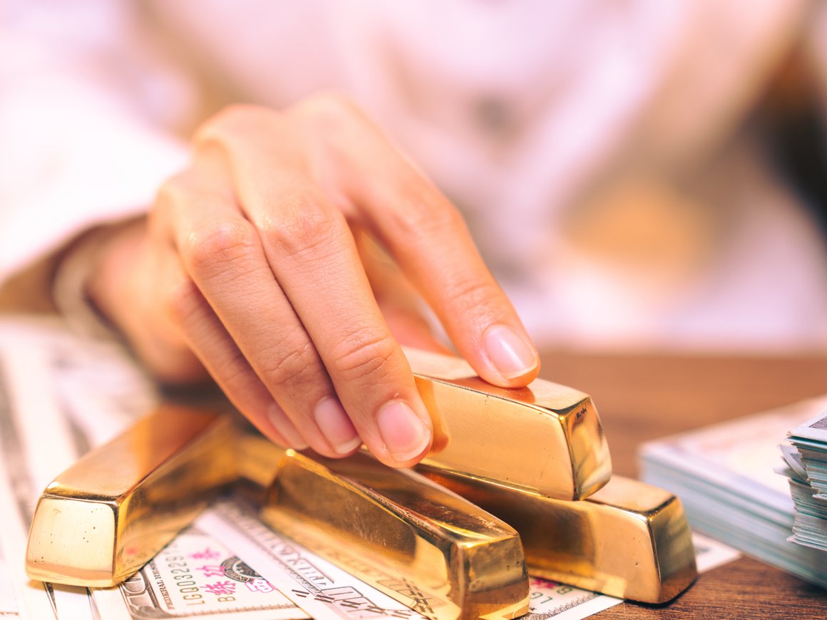 Sunlight начнет продавать слитки золота в магазинах — РБК