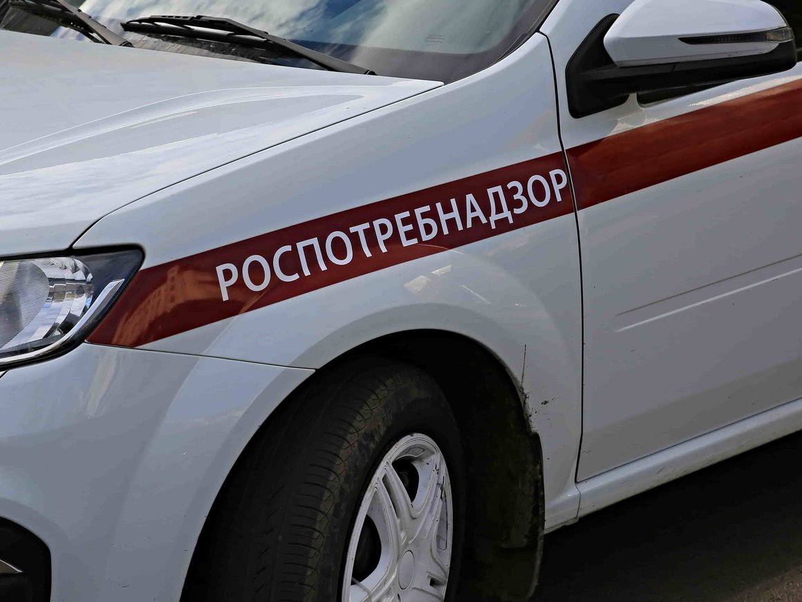 Роспотребнадзор выявил производителей и поставщиков салатов с ботулизмом