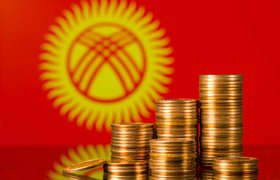 Банки Киргизии начали снимать ограничения на переводы в Россию