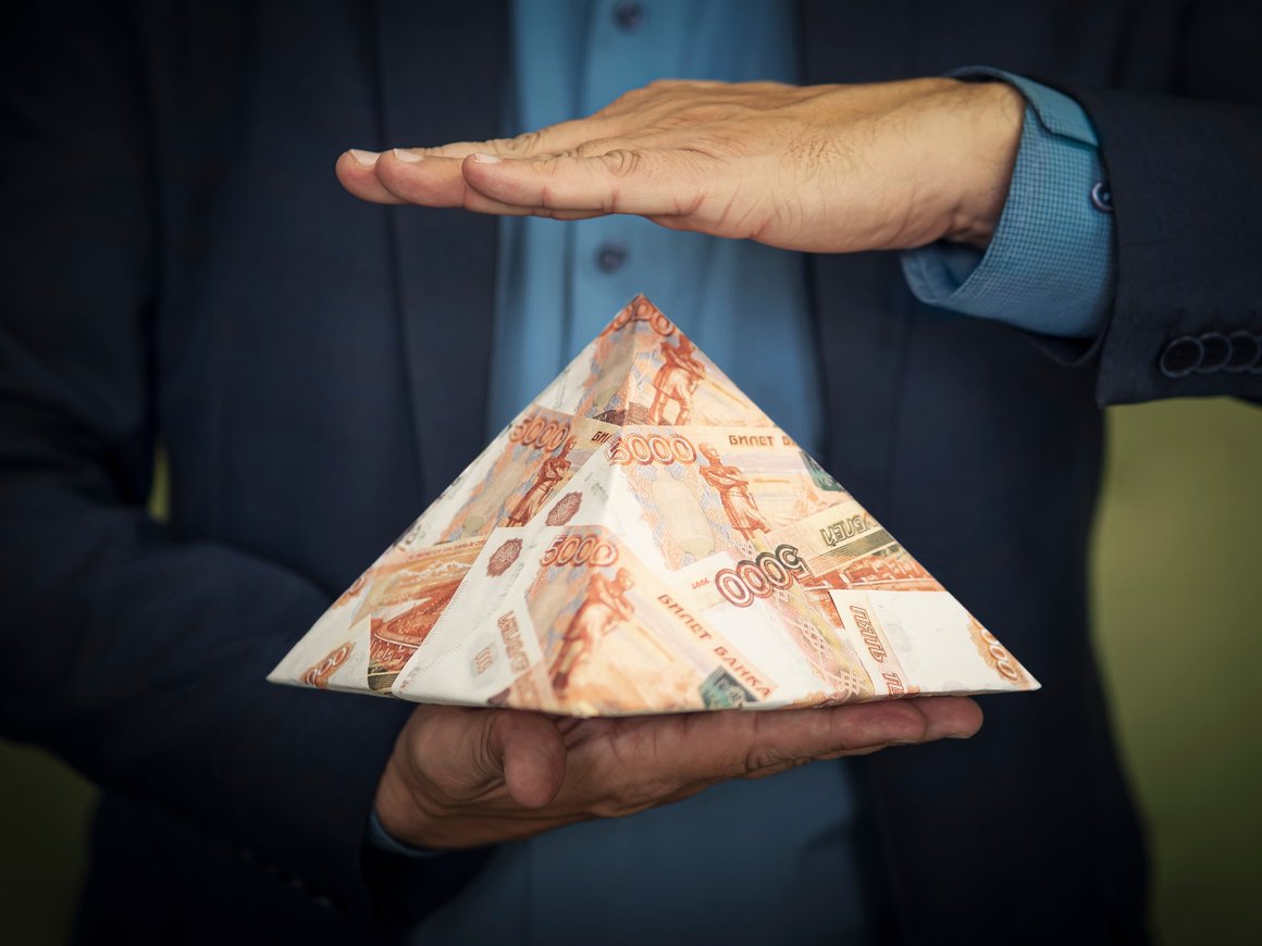 Число финансовых пирамид в России выросло на 19% — ЦБ