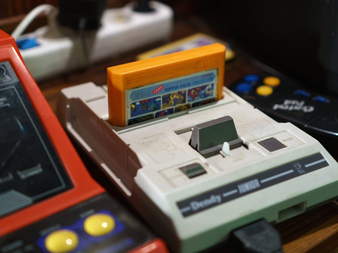 «Игровая индустрия не рухнет»: создатель Dendy — о запрете ЕС на поставки консолей в Россию