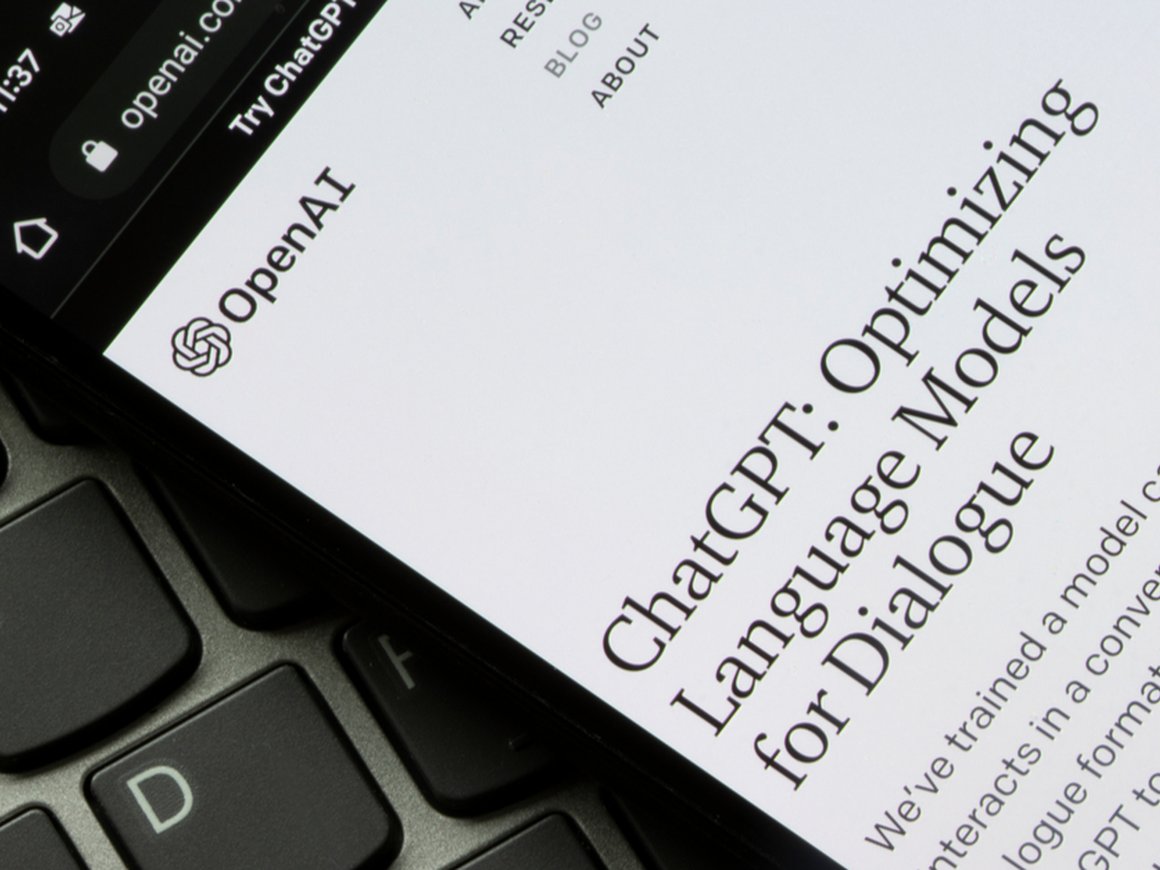 Ученые предложили ограничить ChatGPT в образовании на фоне истории с написанным за сутки дипломом