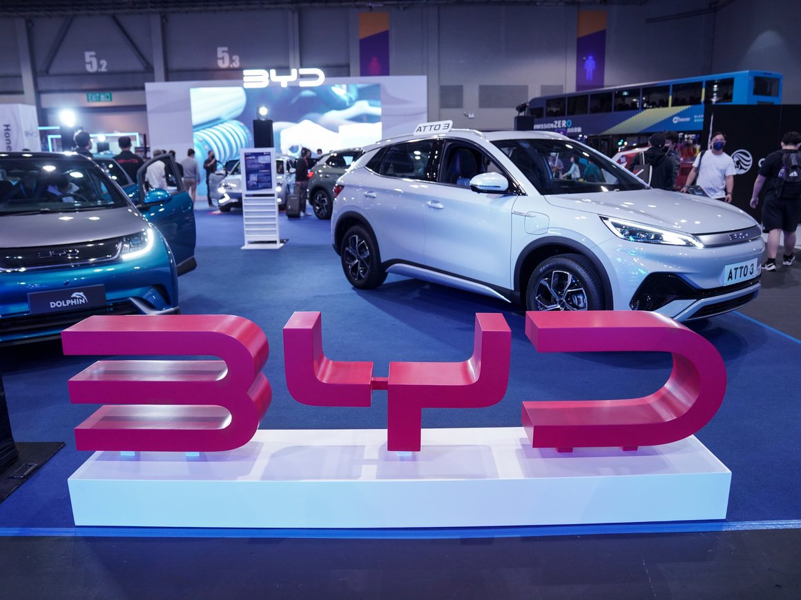 Китайский конкурент Tesla изменил стратегию на выпуск электромобилей класса «люкс»