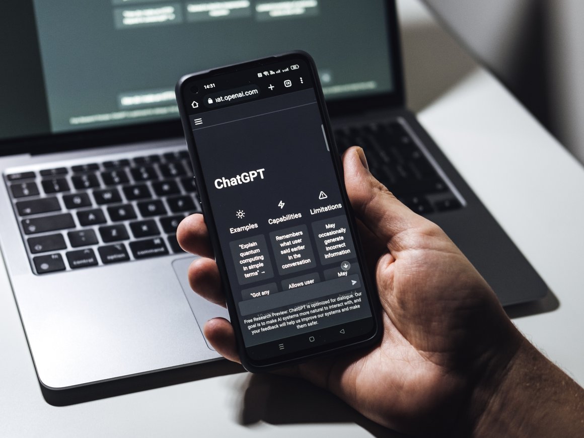 Свыше 50% россиян хотели бы воспользоваться ChatGPT