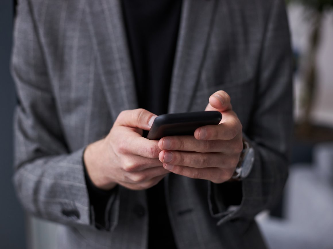 Банк ДОМ.РФ запустил приложение «Мобильный банкир»