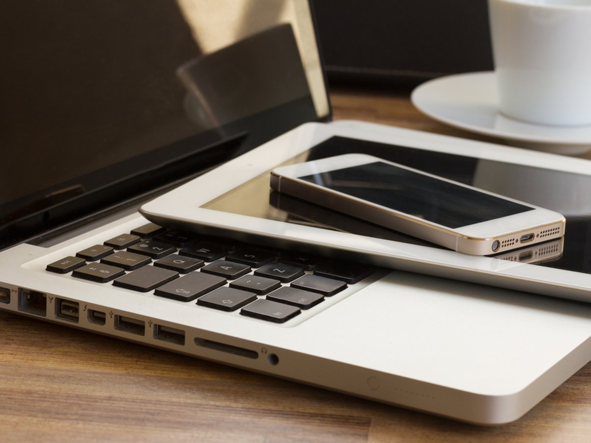 РЭШ проведет лекцию о том, как компании провоцируют зависимость от своих гаджетов