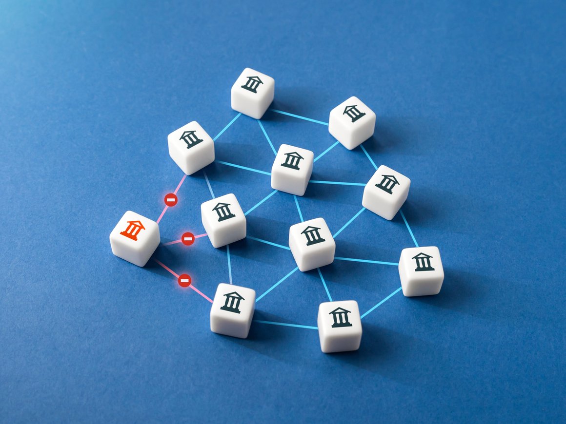 Еще один киргизский банк приостановил переводы от клиентов «Сбера»