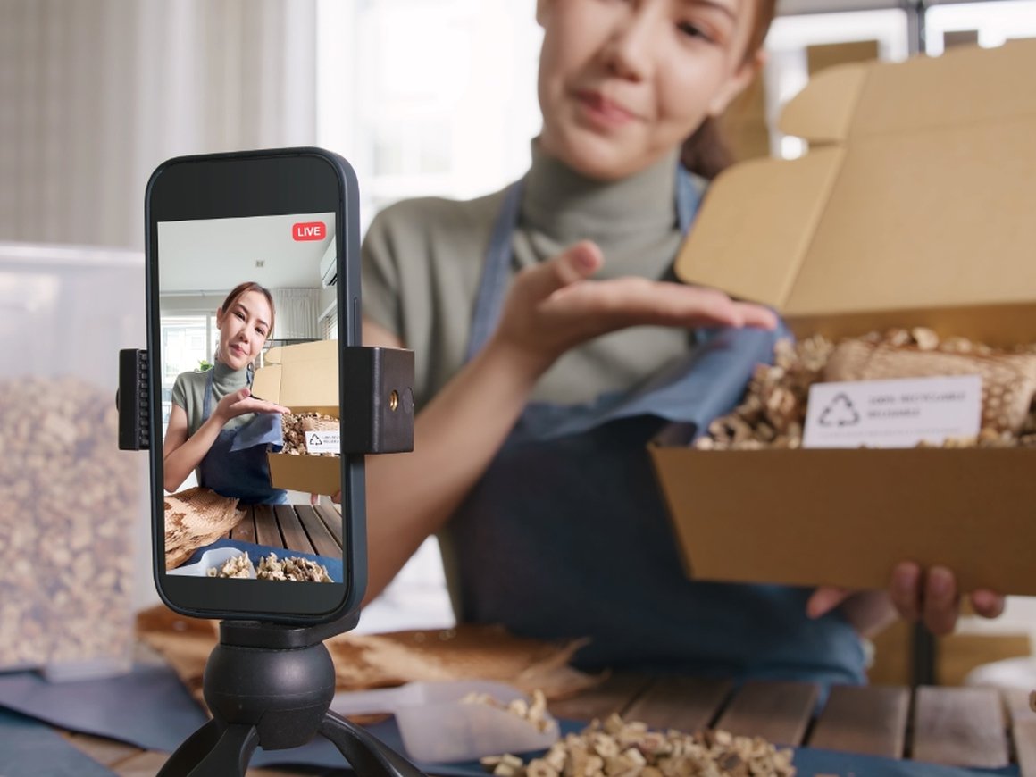 Модель маркетплейсов в России завязана не на Трудовом кодексе, а на самозанятых — эксперты