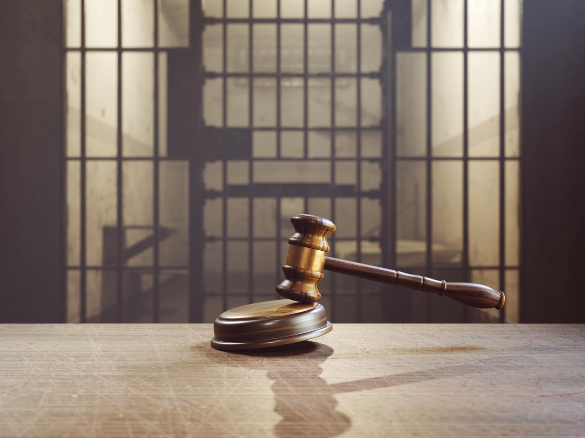 Экс-гендиректора Merlion Вячеслава Симоненко приговорили к 22 годам строгого режима