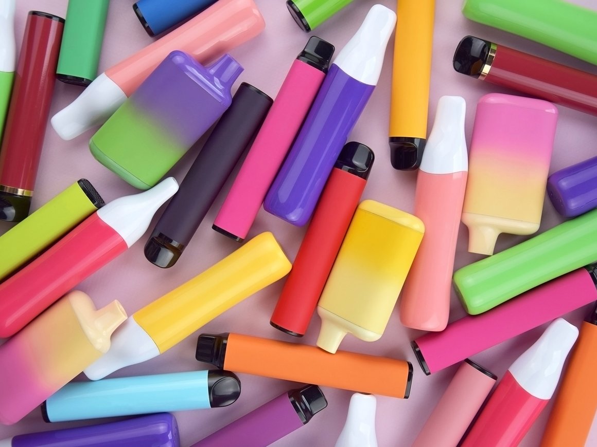 Госдума весной рассмотрит полный запрет продажи вейпов