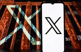 Огромный светящийся логотип X демонтировали с крыши здания Twitter