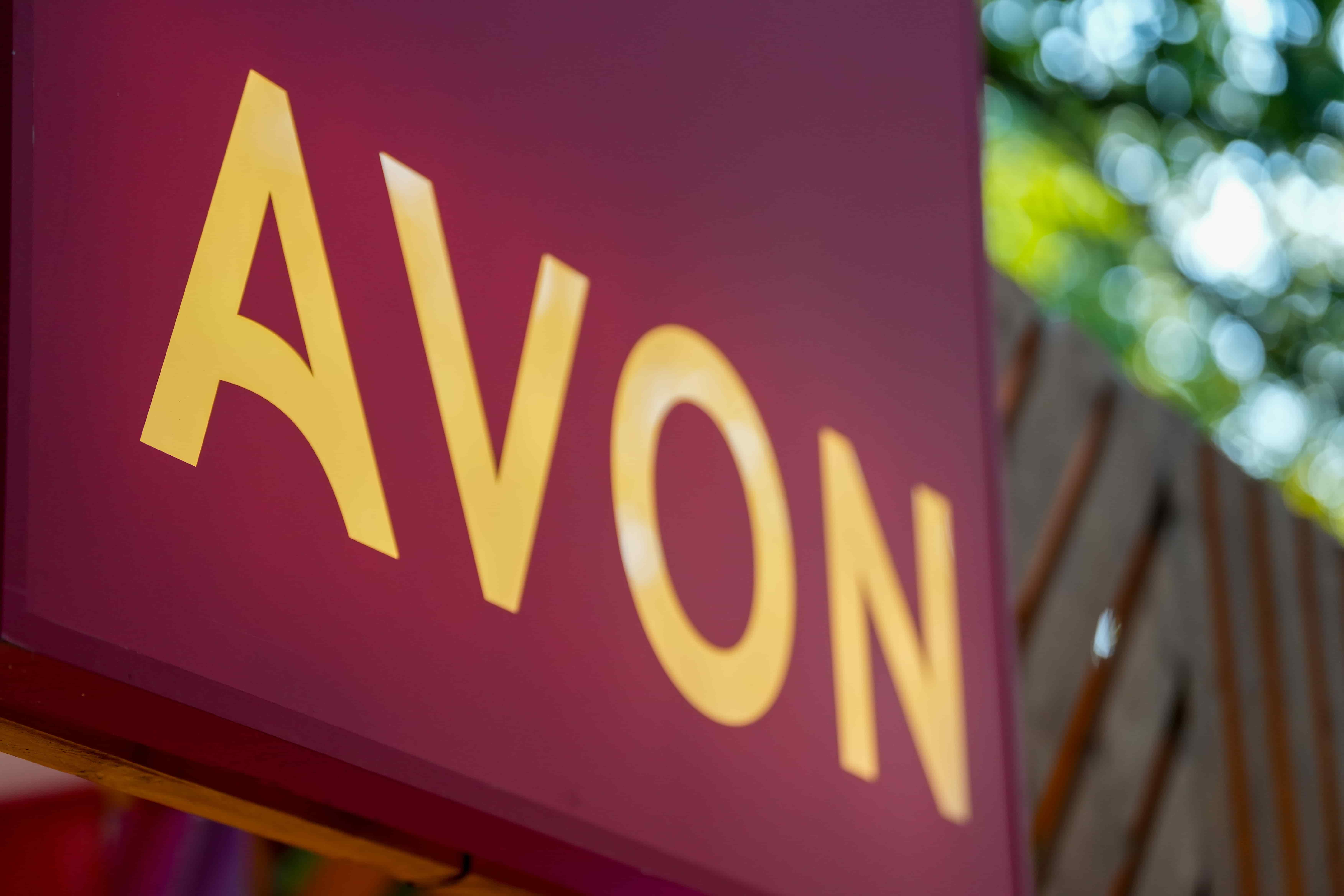 Российский Avon опроверг причастность к поддержке ВСУ