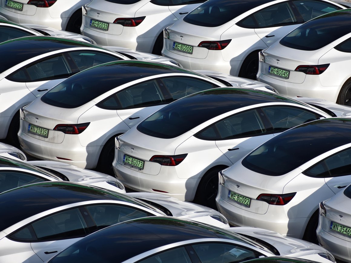 Tesla впервые обогнала Audi по мировым продажам автомобилей