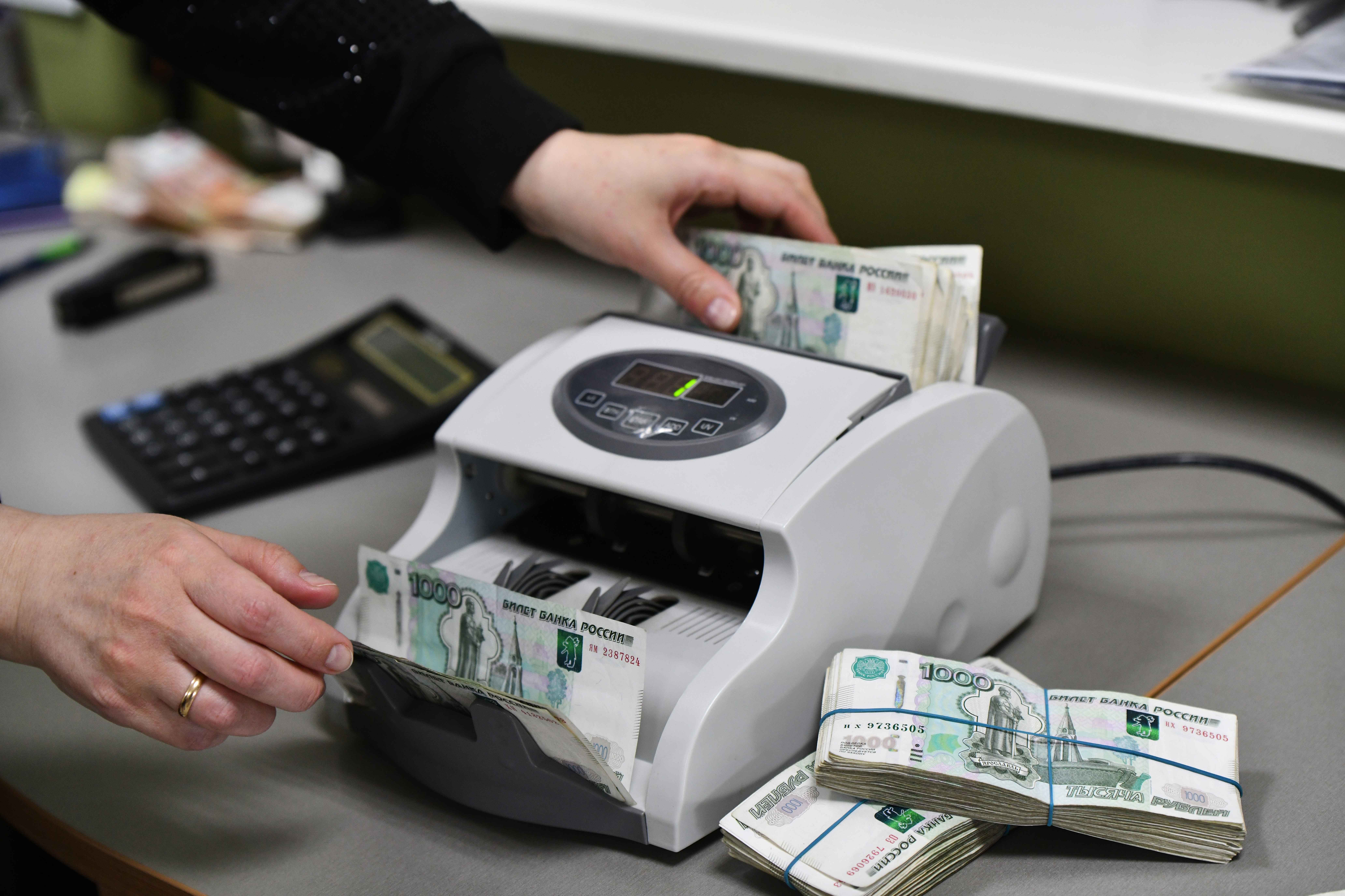 В Госдуме предложили повысить лимит страховки по вкладам до 3 млн рублей