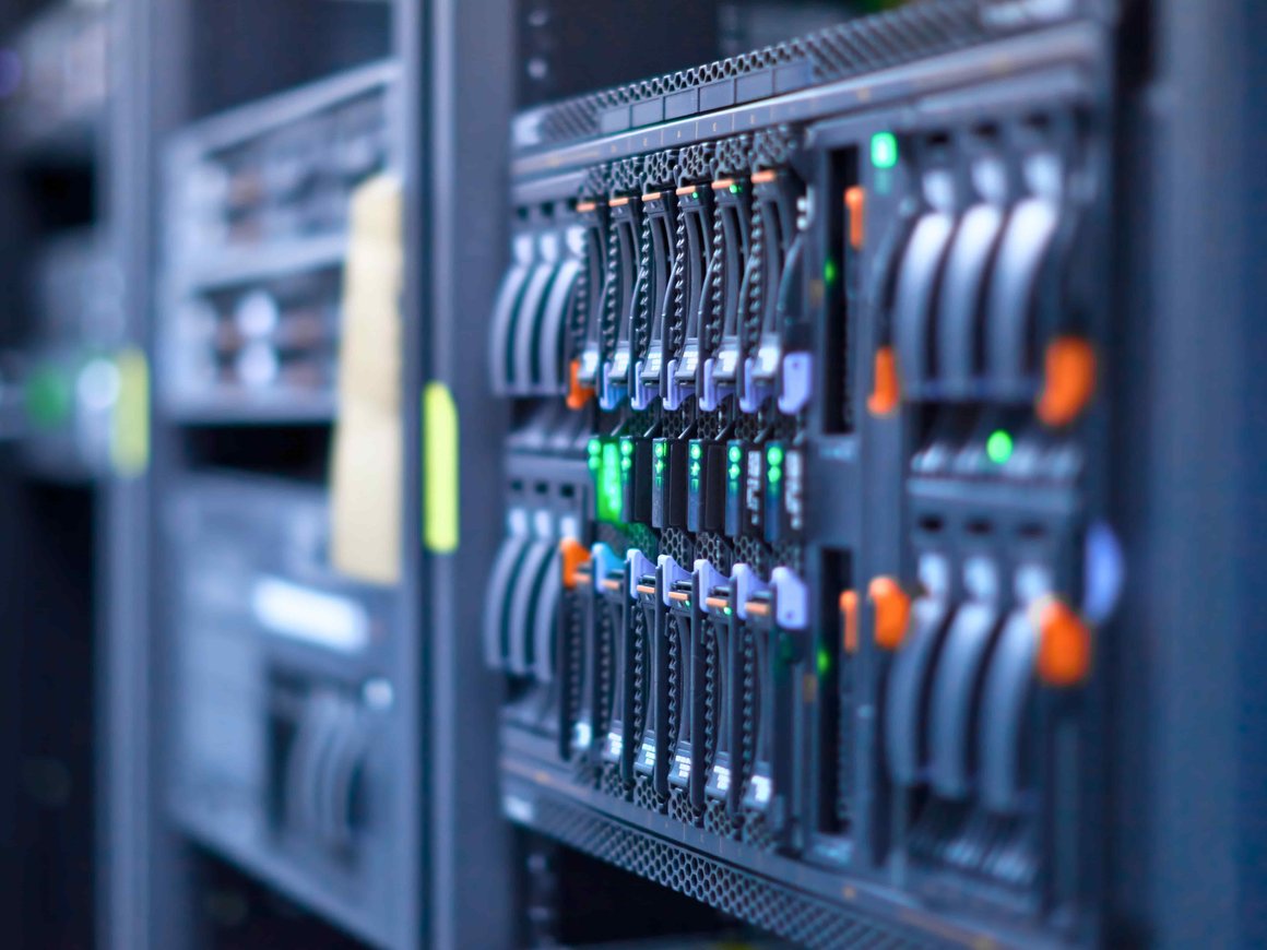 Минпромторг изучает возможность запрета параллельного импорта серверов