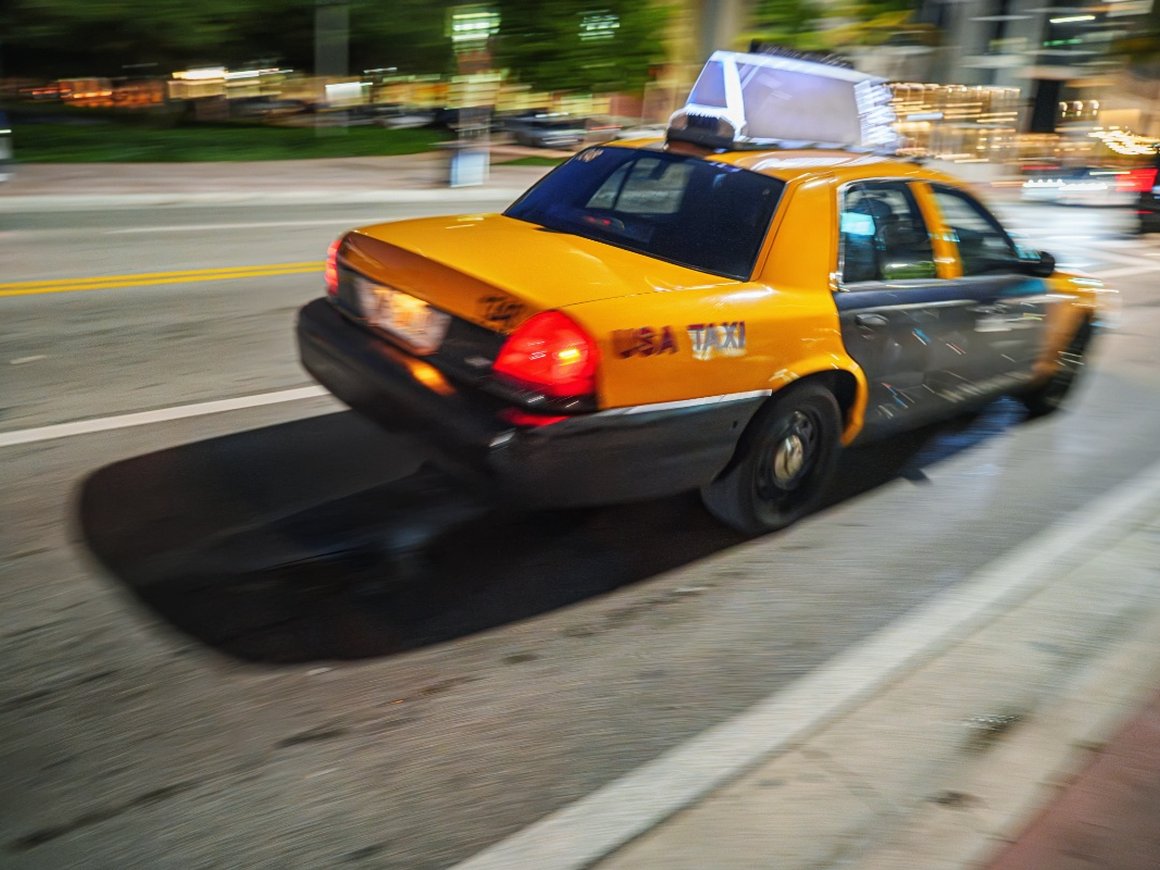 Комиссия Федерального собрания вернула депутатам проект изменений в закон «О такси»