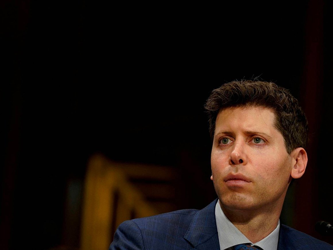 В Испании временно запретили работу стартапа Сэма Альтмана Worldcoin