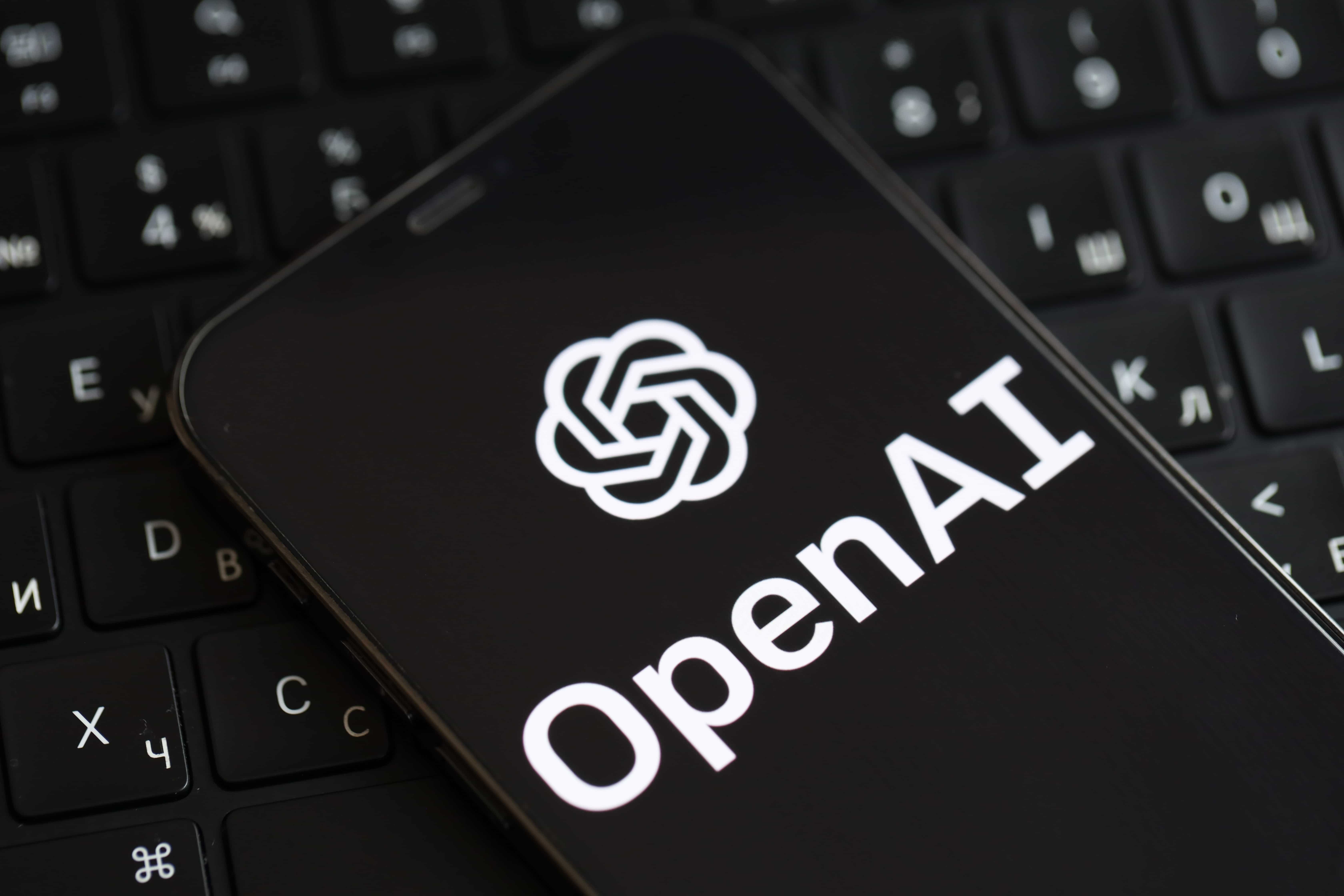 Спрос на участие в инвестраунде OpenAI на миллиарды долларов превысил предложение — Bloomberg