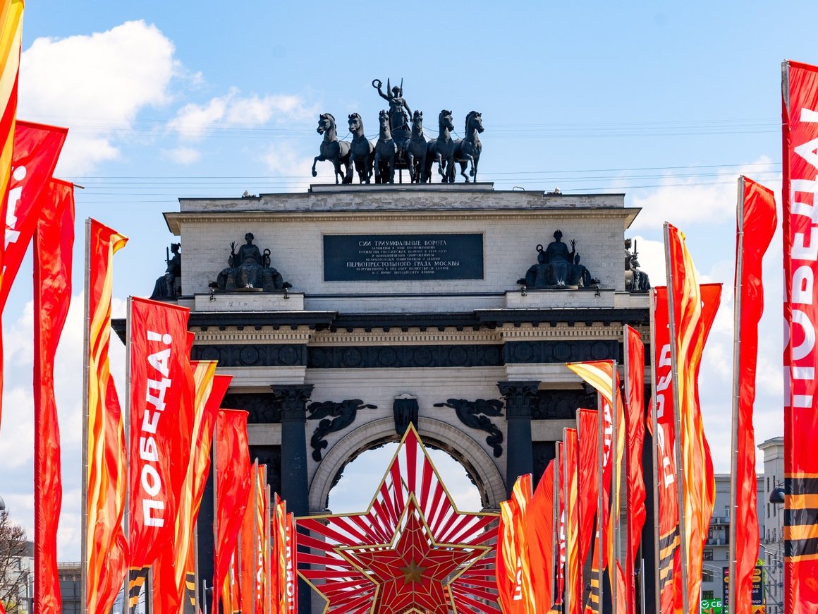 Крупнейшие платформы откажутся от демонстрации рекламы 9 мая