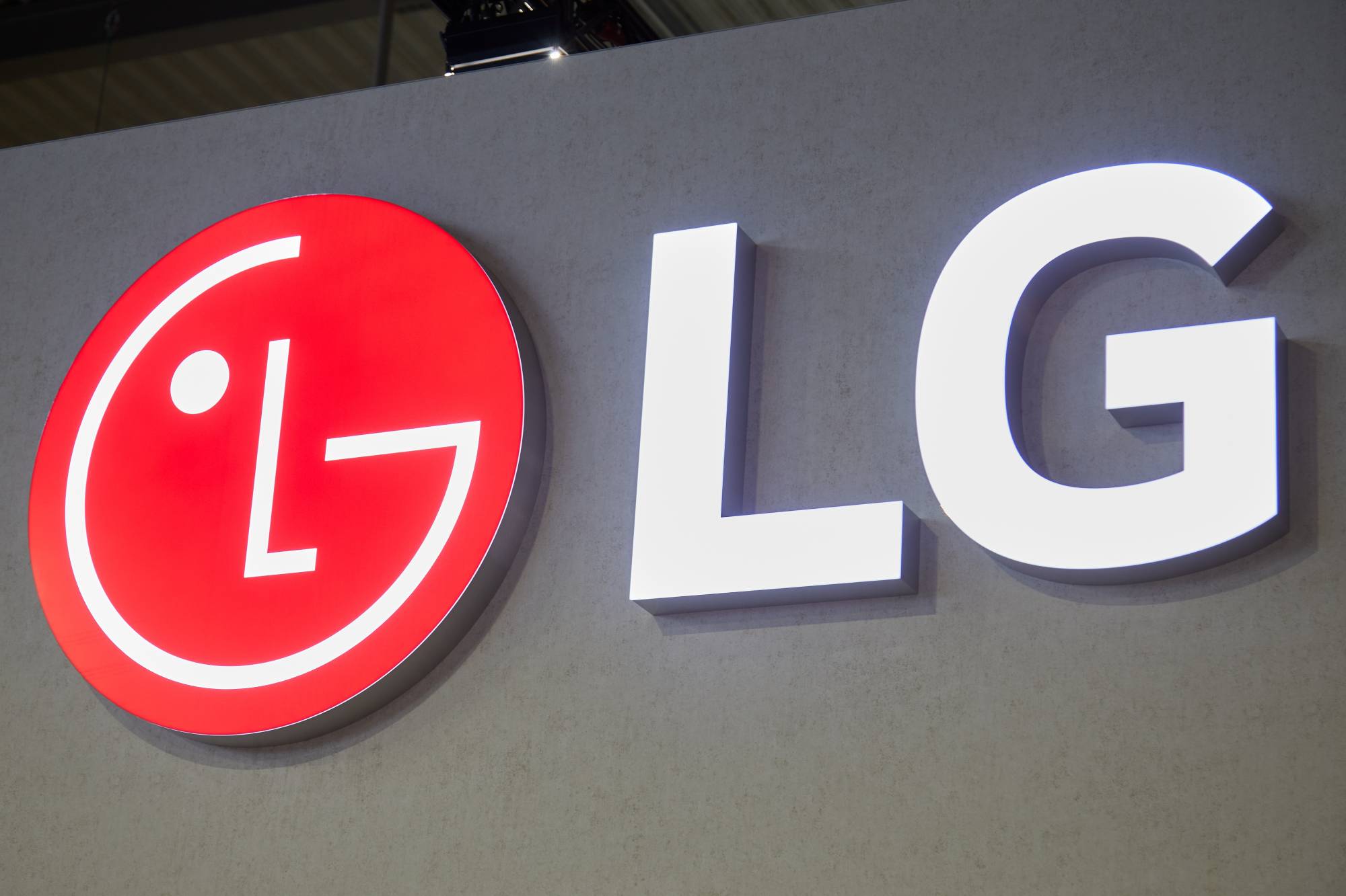 «Коммерсантъ» узнал подробности о возобновлении работы LG в России